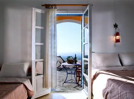 Aparthotel Pezoula 2*